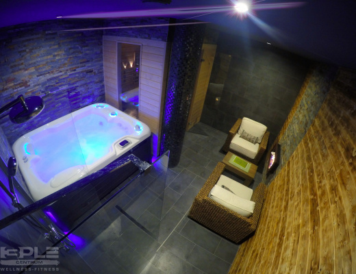 Privátny wellness 60 minút pre 2 osoby + 2x30 minút thajská masáž 