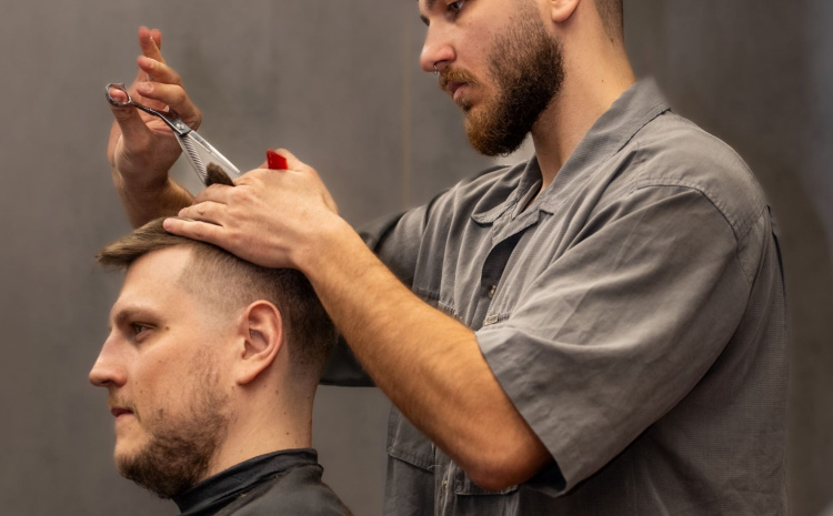 Klasický pánsky strih so stylingom | HypeBarber